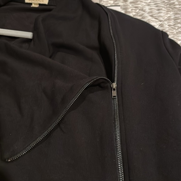 Bordeaux Jacket - Picture 3 of 8